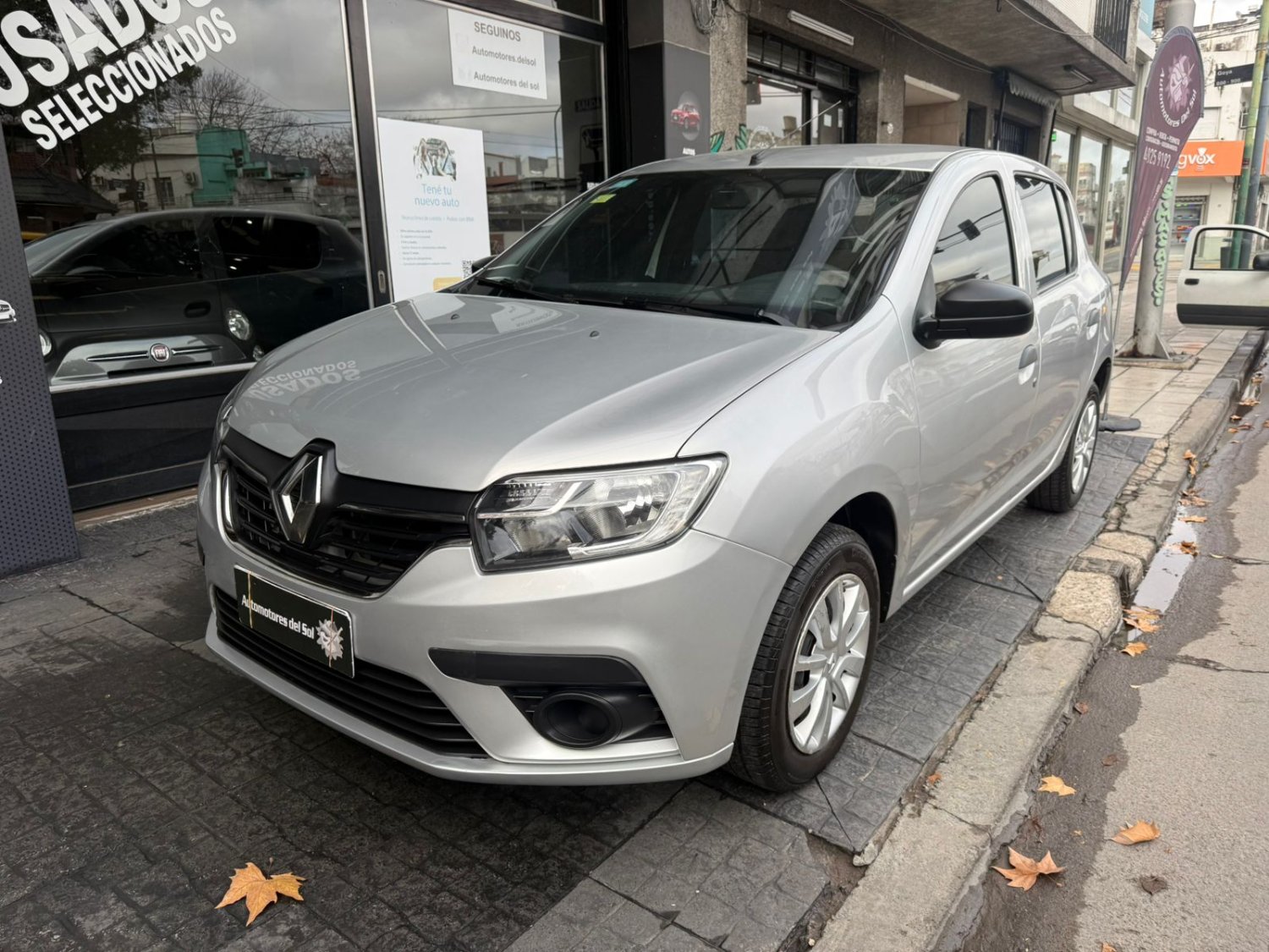 Renault Sandero Life